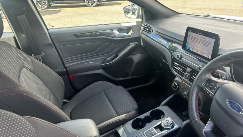 Ford Focus 1.0 EcoBoost 125 ST-Line 5dr Auto Petrol Hatchback